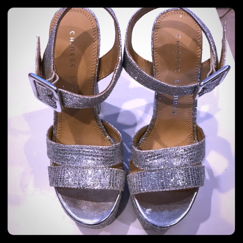 Silver wedge platform shoes